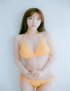 巨型女的袭击